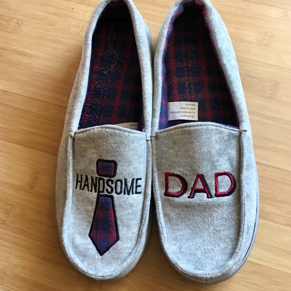 Dad’s slippers new size 9/10- comfortable